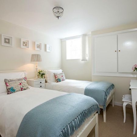 Albany Apartment Whitby Ngoại thất bức ảnh