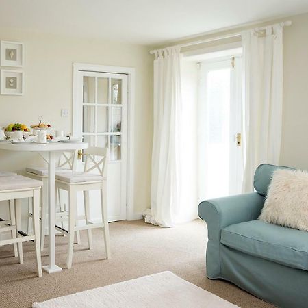 Albany Apartment Whitby Ngoại thất bức ảnh