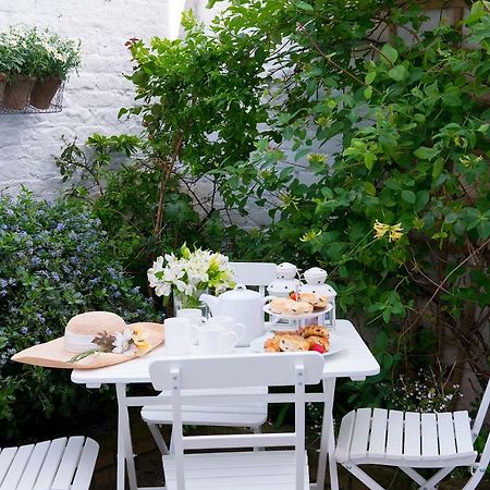 Albany Apartment Whitby Ngoại thất bức ảnh