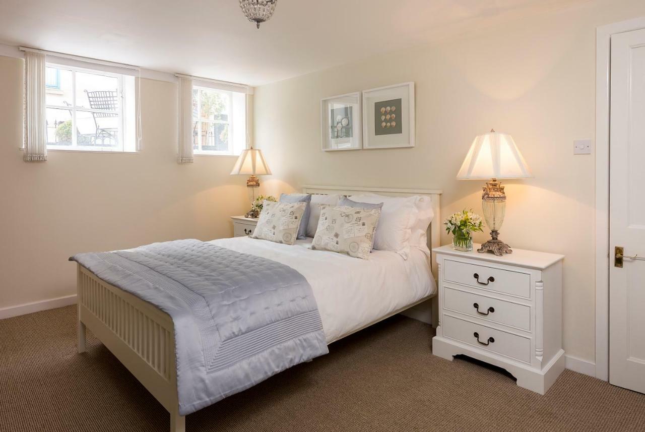 Albany Apartment Whitby Ngoại thất bức ảnh